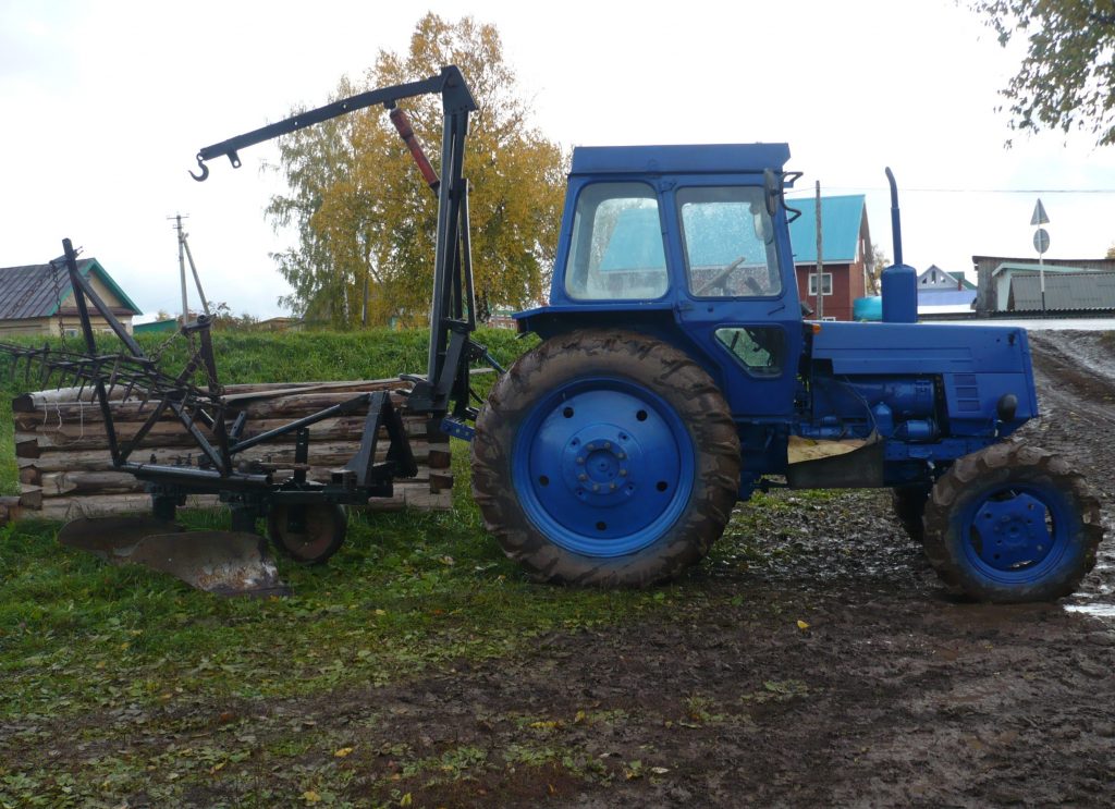 Права на трактор в Змеиногорске
